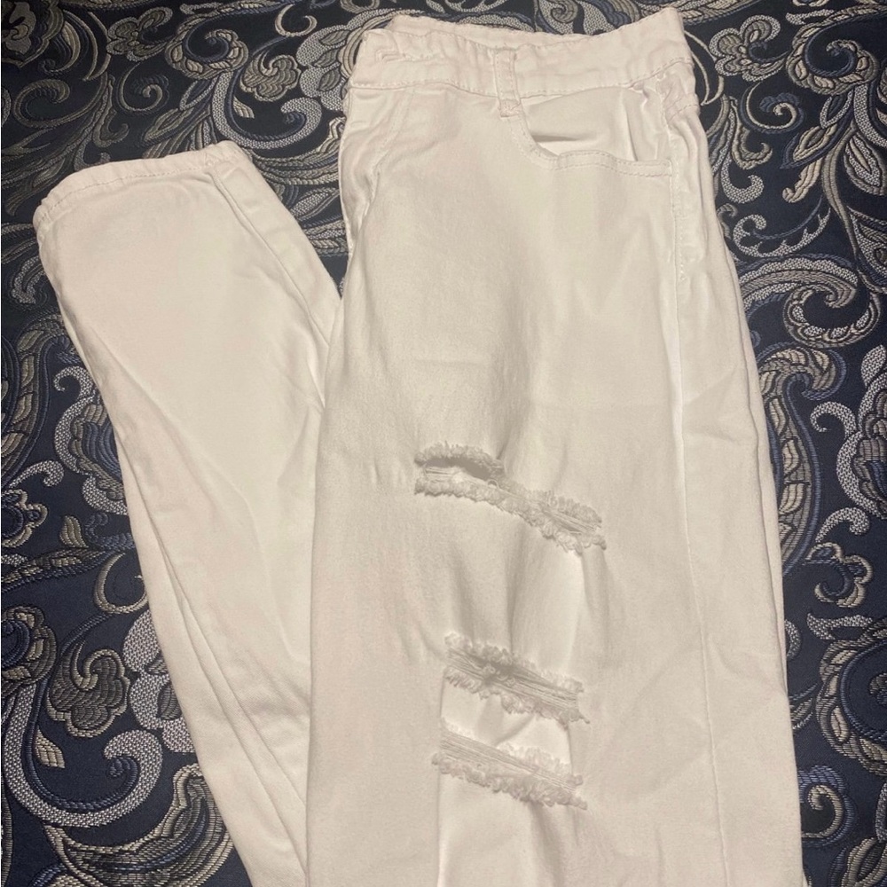 White Ripped Jeans - Picture 6 of 9